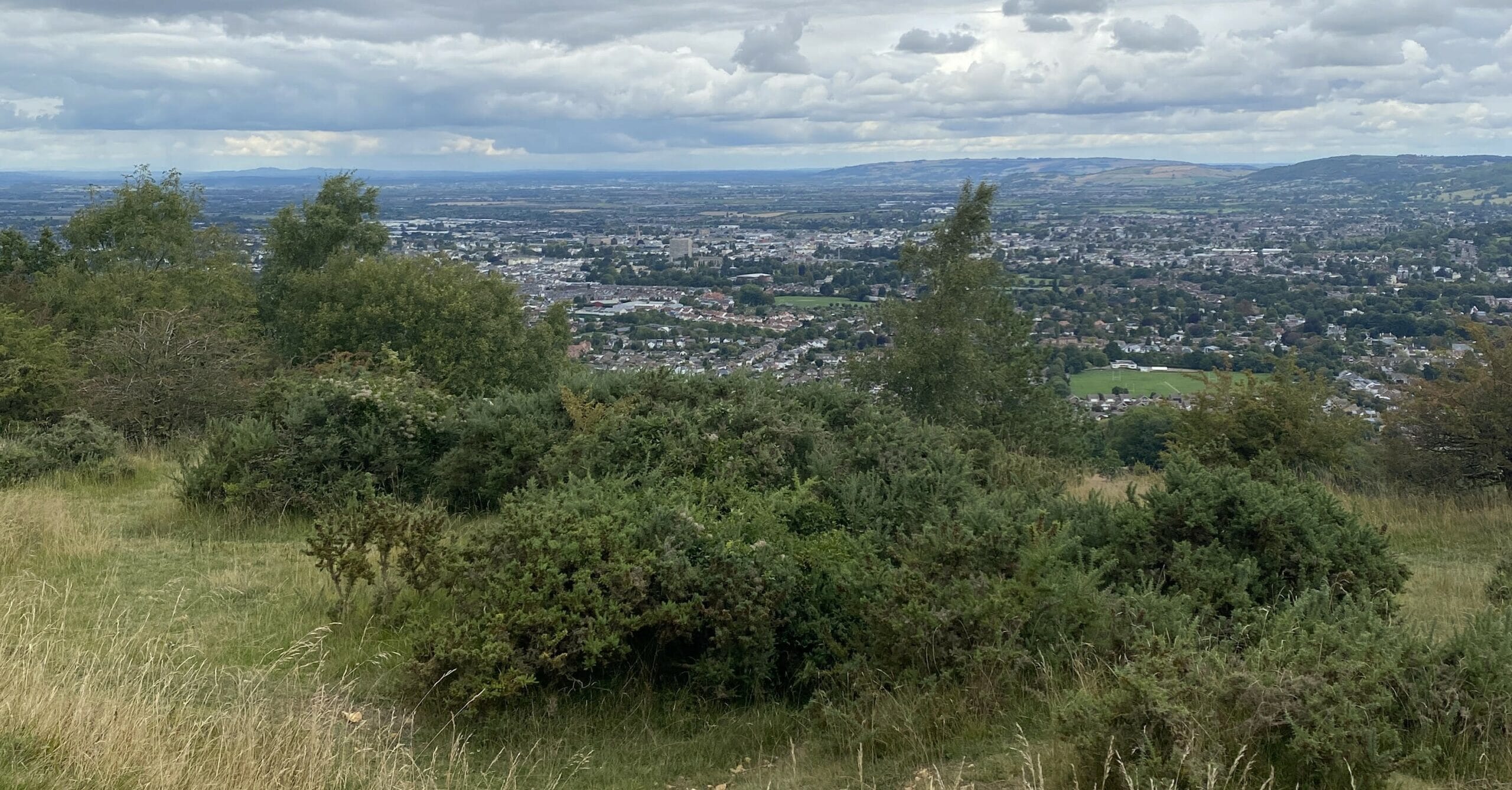 Leckhampton-Hill-2-scaled.jpg?w=1024&h=535&scale