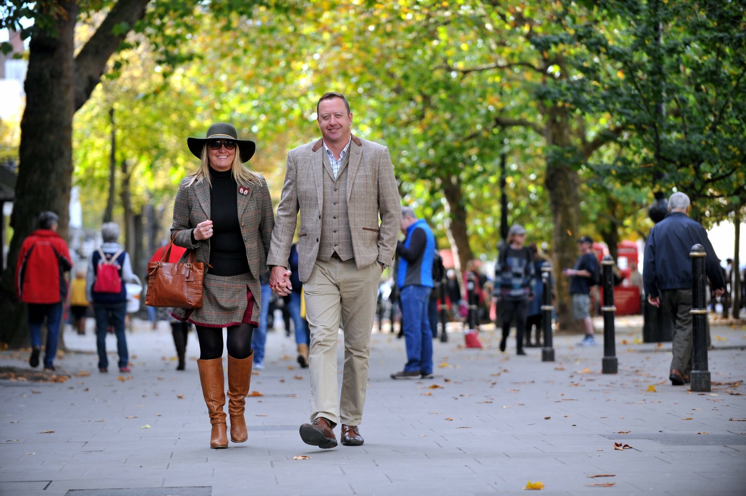 chelt_racegoers_october2017-08_50512896613_o-scaled