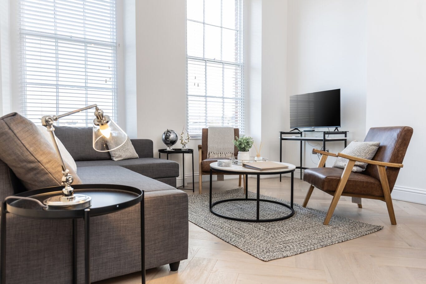 living-room-264-photo-crop.jpg?w=1024&h=683&scale