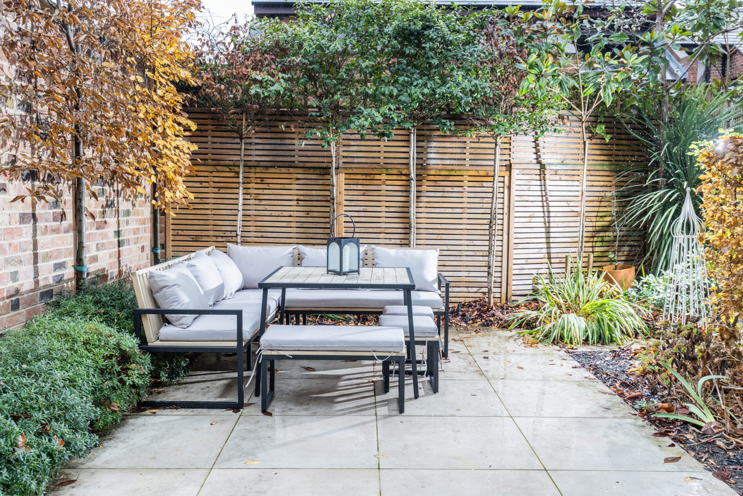 LA-15-PITVILLE-LAWN-APARTMENT-113-1-scaled.jpg?w=1024&h=683&scale